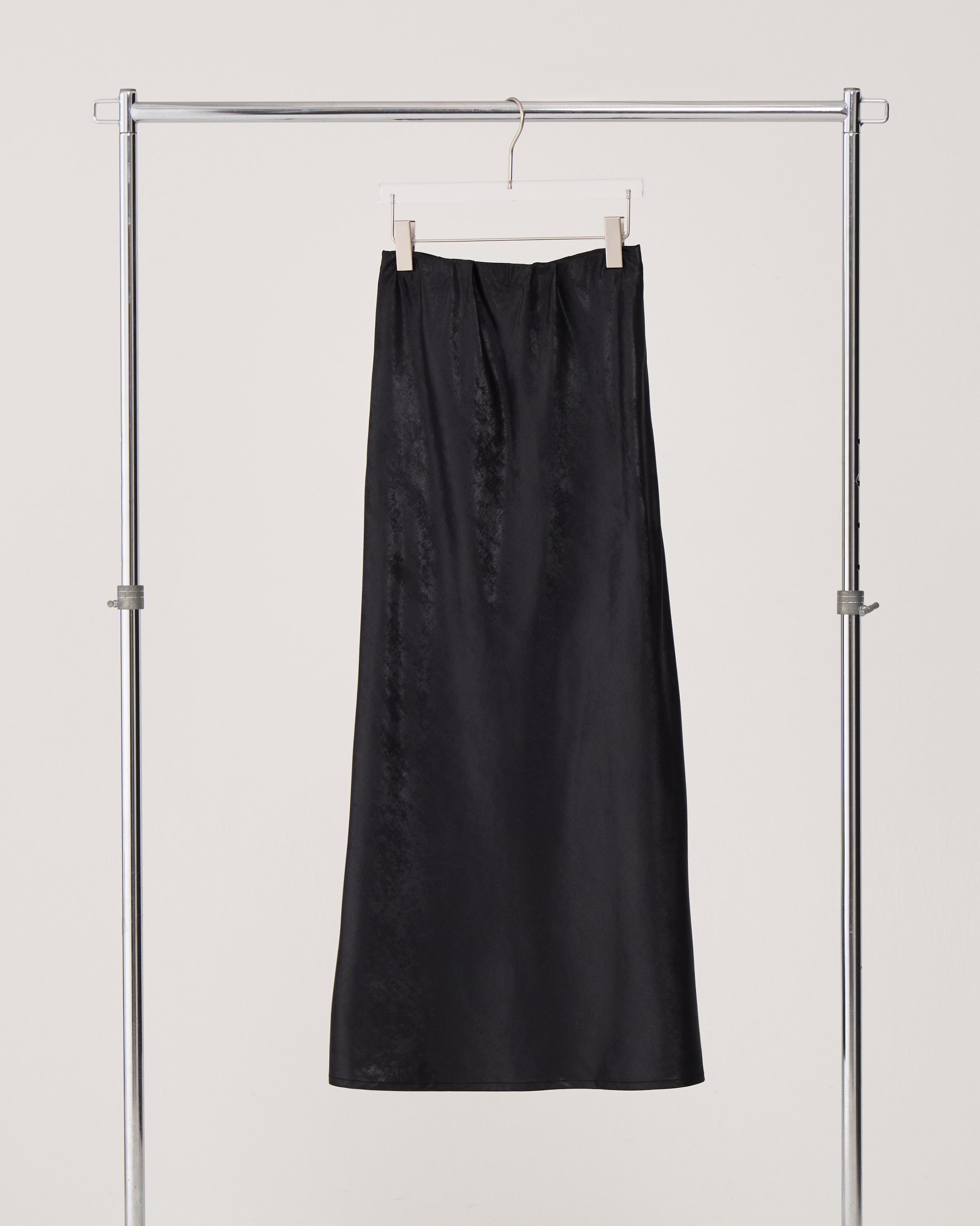 Drapey long skirt / Black