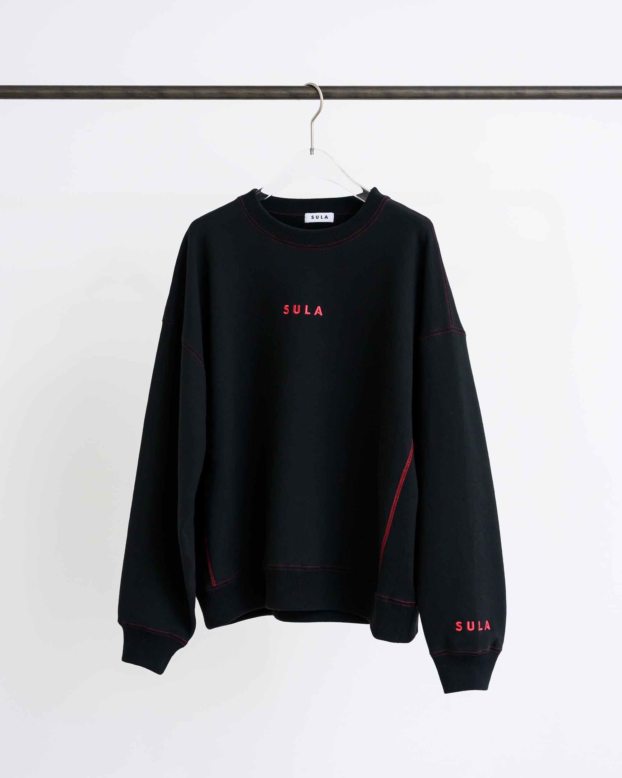Stitched sweatshirt / Black