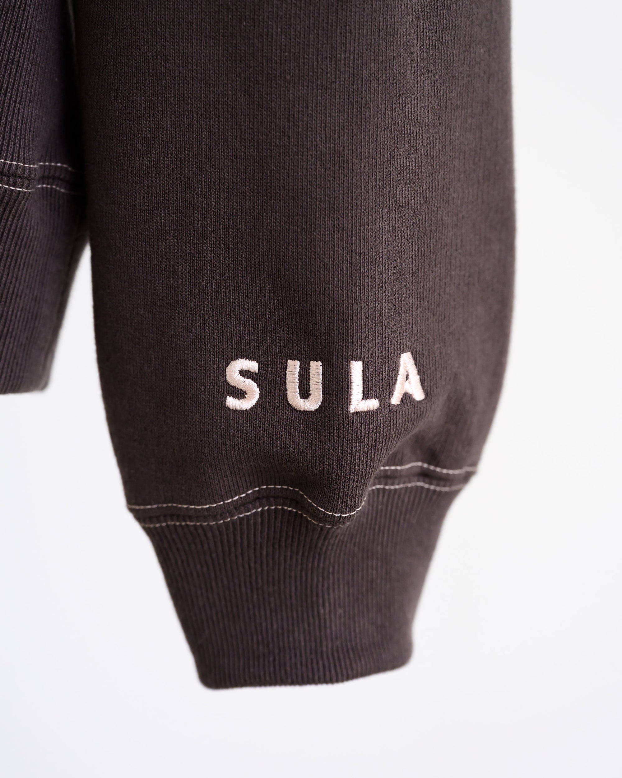 Stitched sweatshirt / Mocha