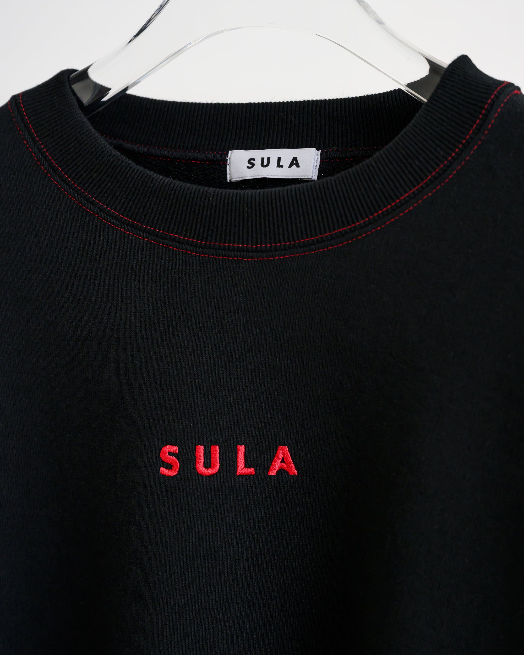 Stitched sweatshirt / Black