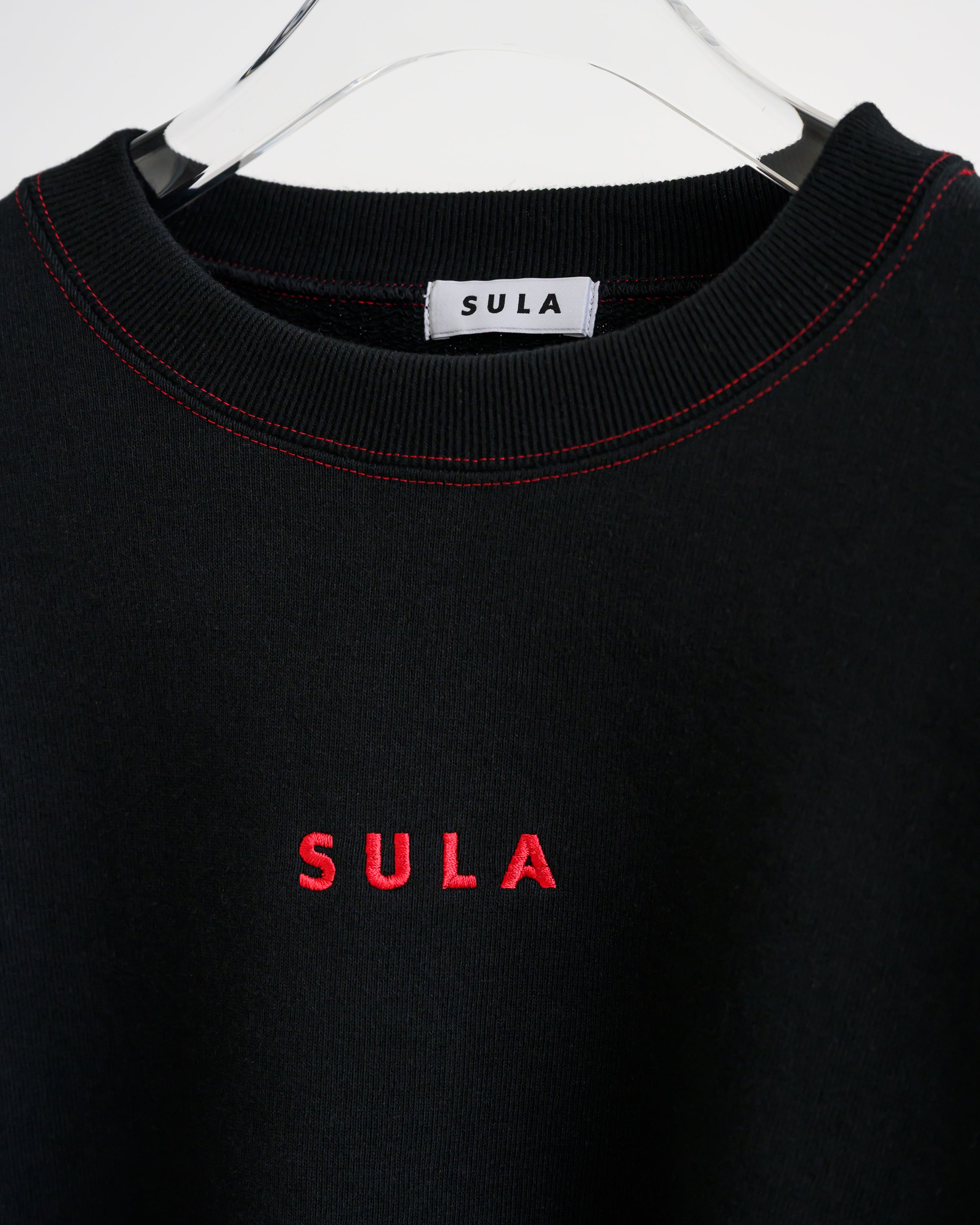 Stitched sweatshirt / Black